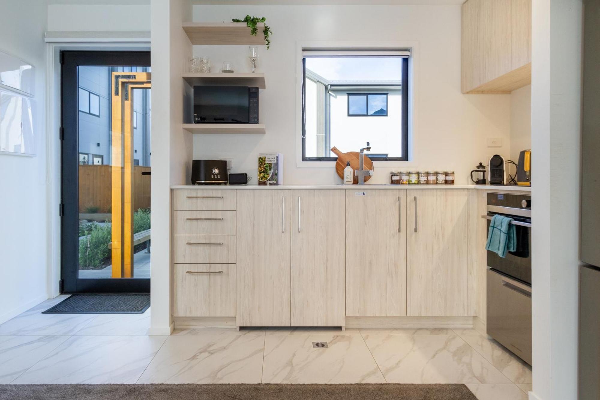 Serenity By The Sea: Coastal Escape1 Bed 1 Bath Christchurch Exterior photo