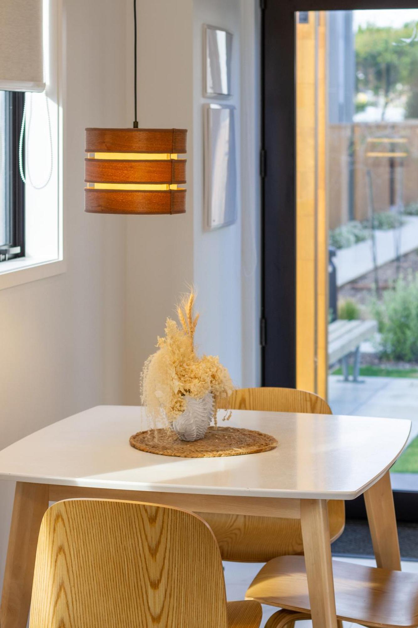 Serenity By The Sea: Coastal Escape1 Bed 1 Bath Christchurch Exterior photo